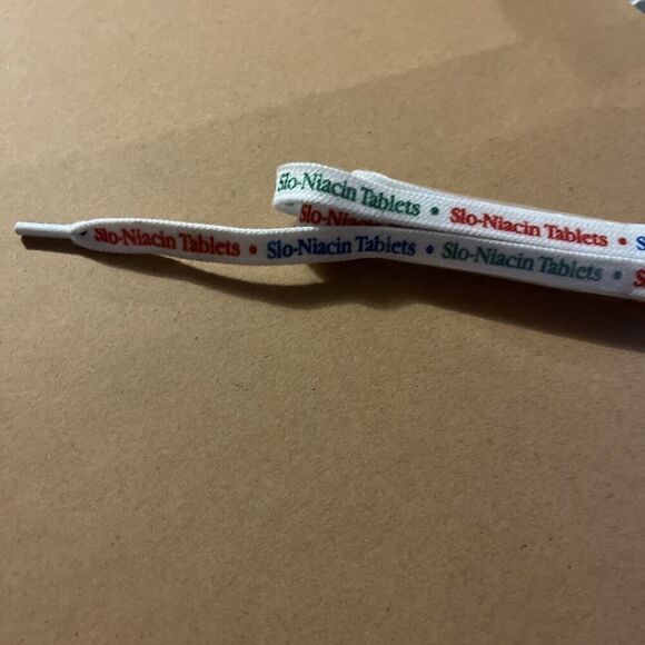 Slo-Niacin Tablets Branded Shoelaces Pharmaceutical Collectible Drug Rep Promo - Picture 4 of 4